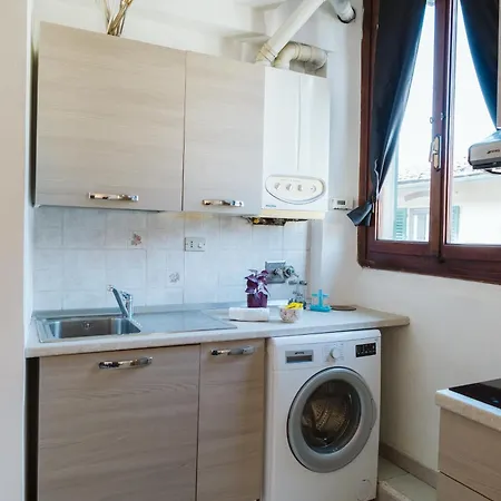 Il Girasole Apartment *